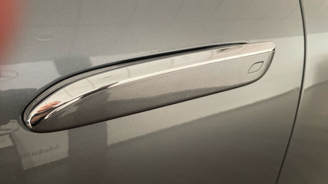 Foto Mercedes-Benz EQS 17