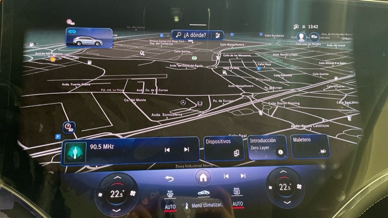 Foto Mercedes-Benz EQS 21