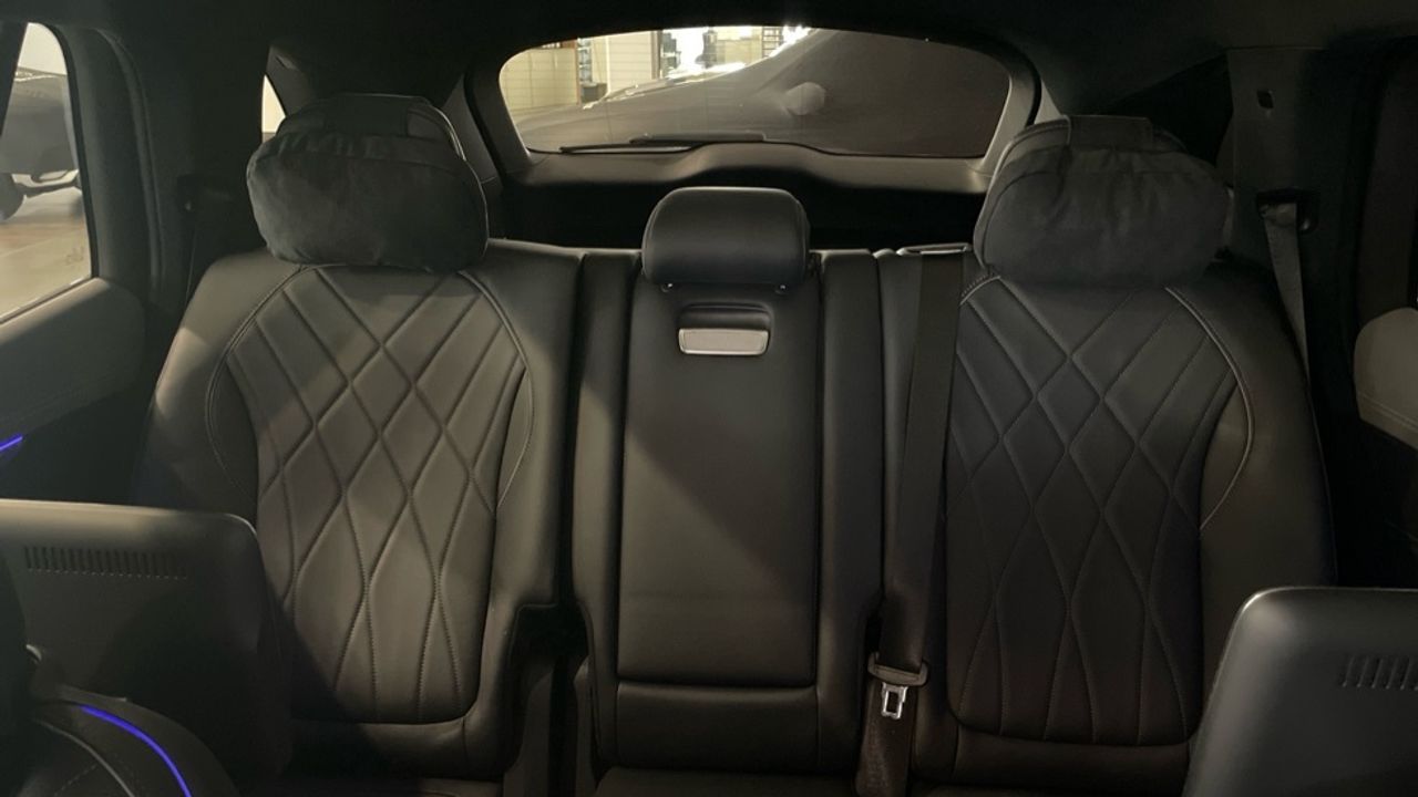 Foto Mercedes-Benz EQS 33