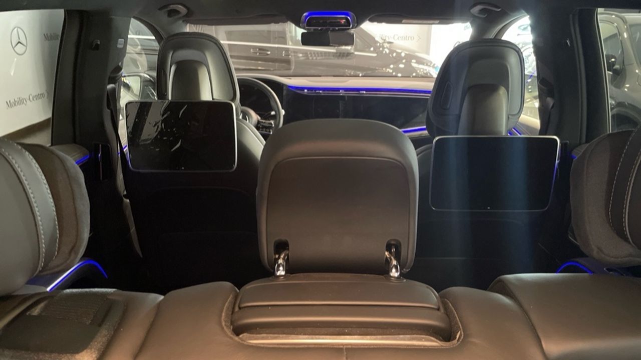 Foto Mercedes-Benz EQS 40