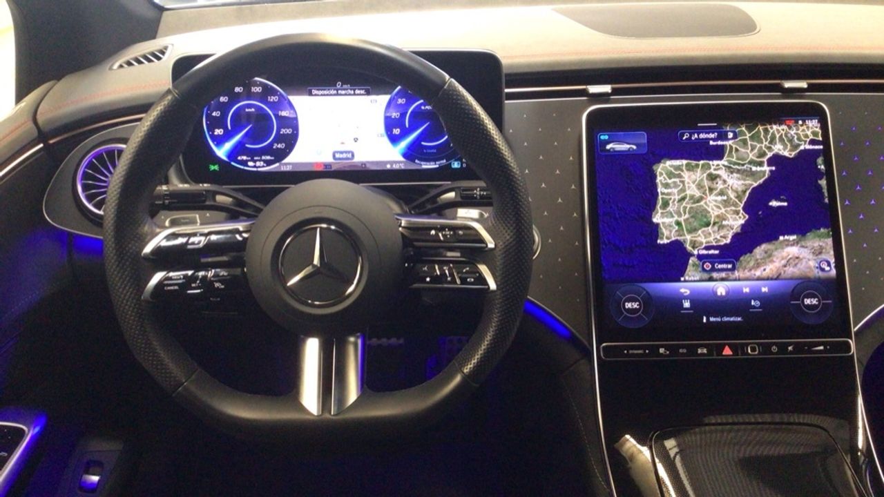 Foto Mercedes-Benz EQE 9
