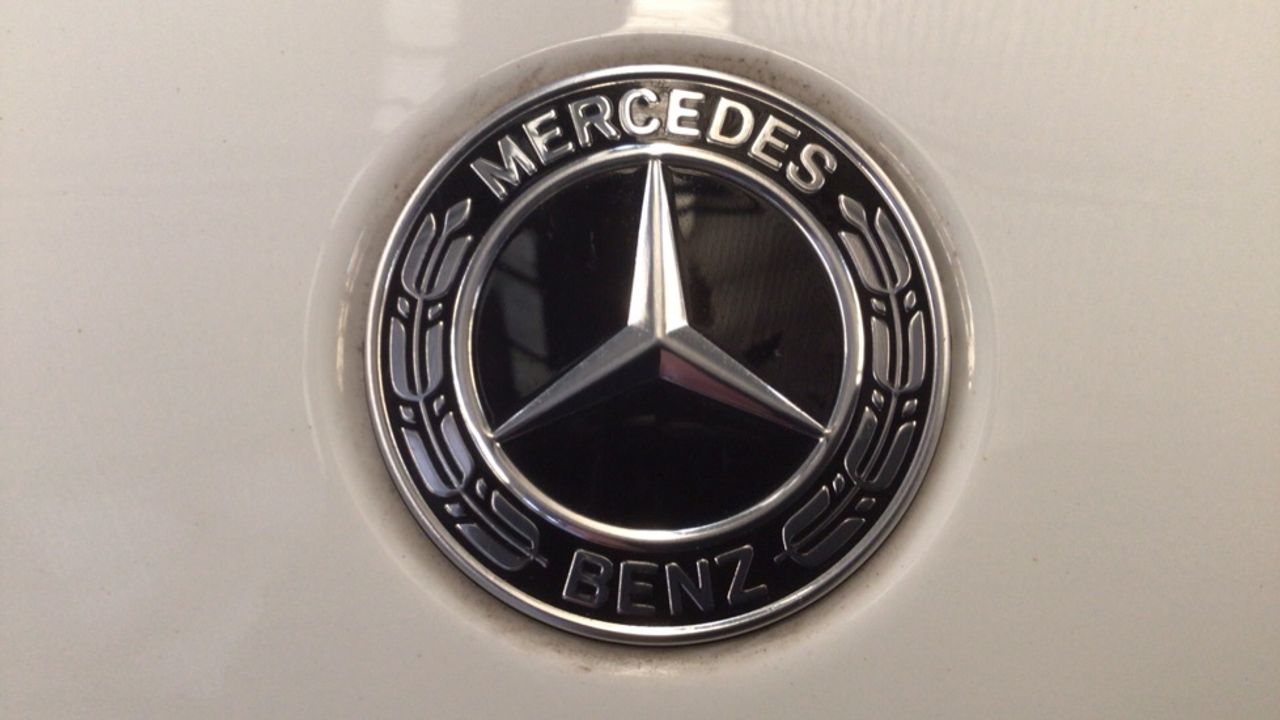 Foto Mercedes-Benz EQE 13