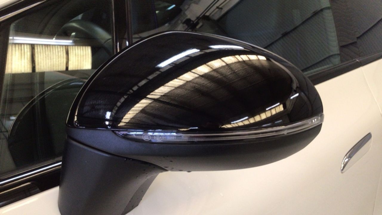 Foto Mercedes-Benz EQE 17
