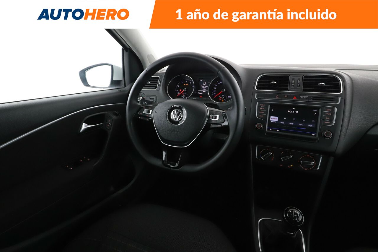 Foto Volkswagen Polo 14