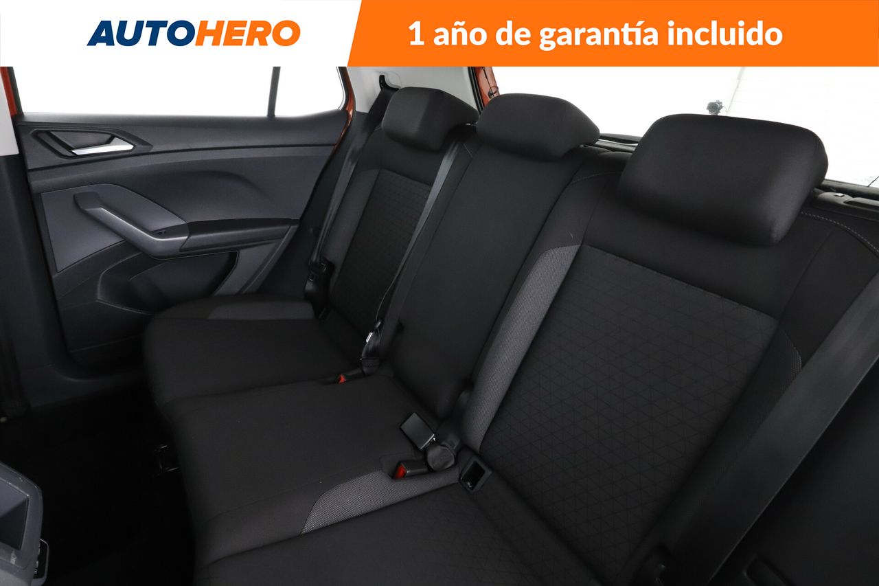 Foto Volkswagen T-Cross 15