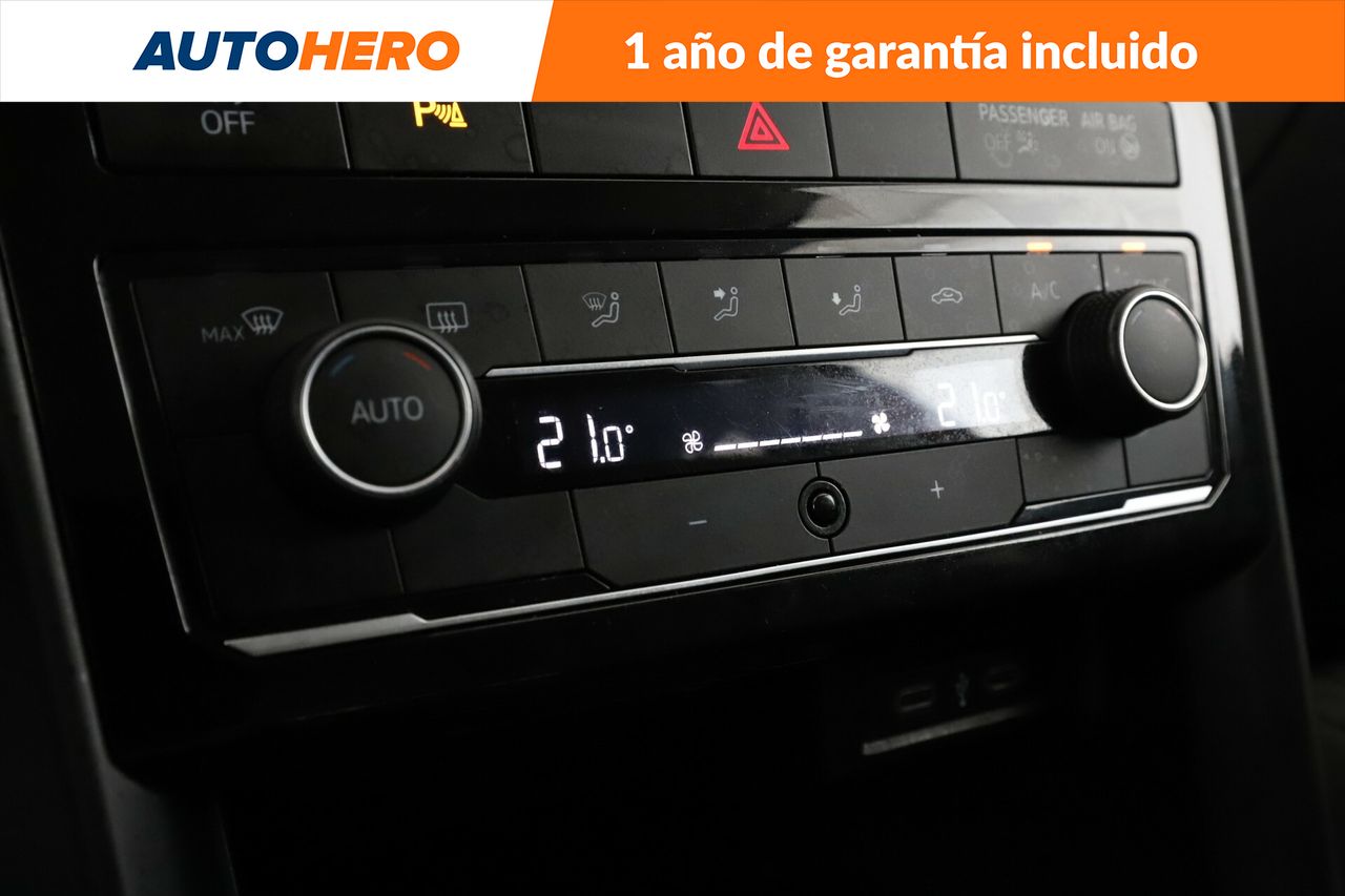 Foto Volkswagen T-Cross 25