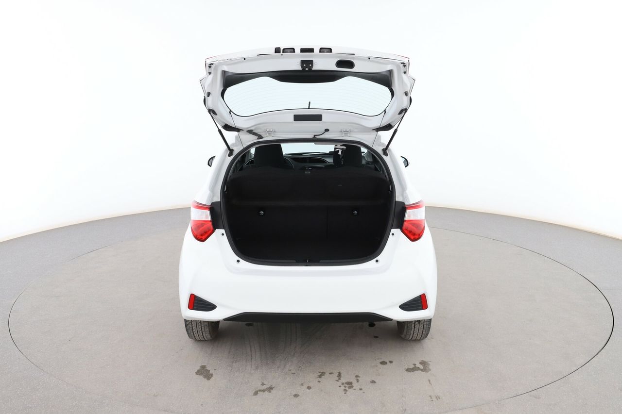 Foto Toyota Yaris 17