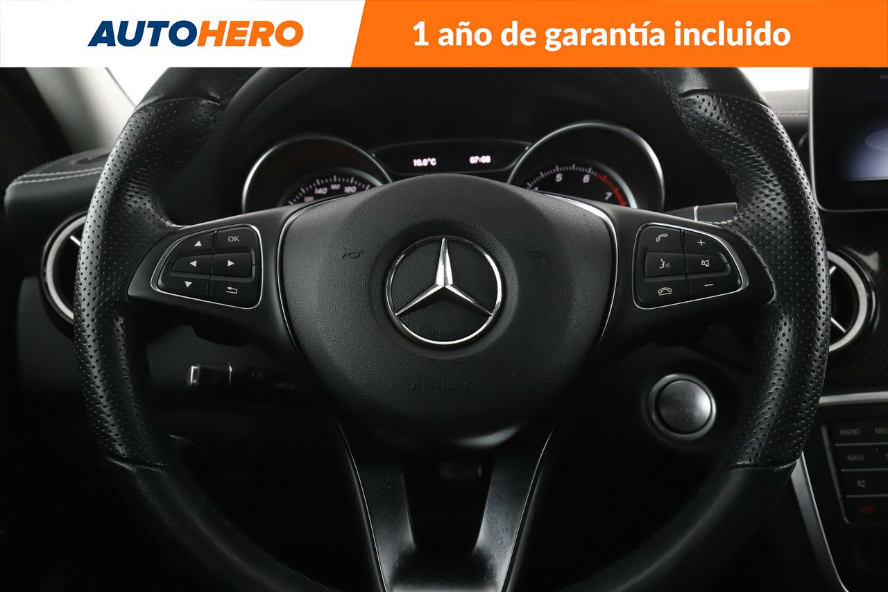 Foto Mercedes-Benz Clase GLA 20