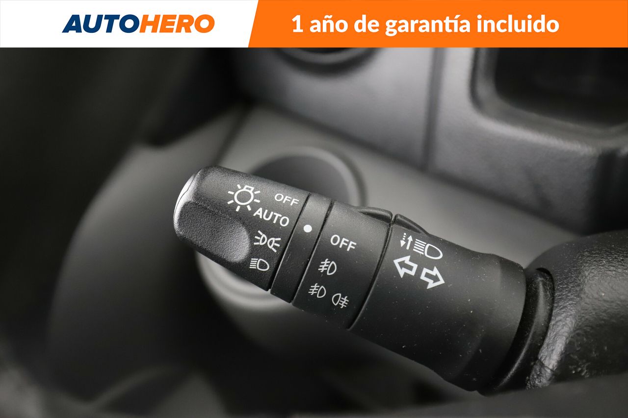 Foto Nissan NV200 24