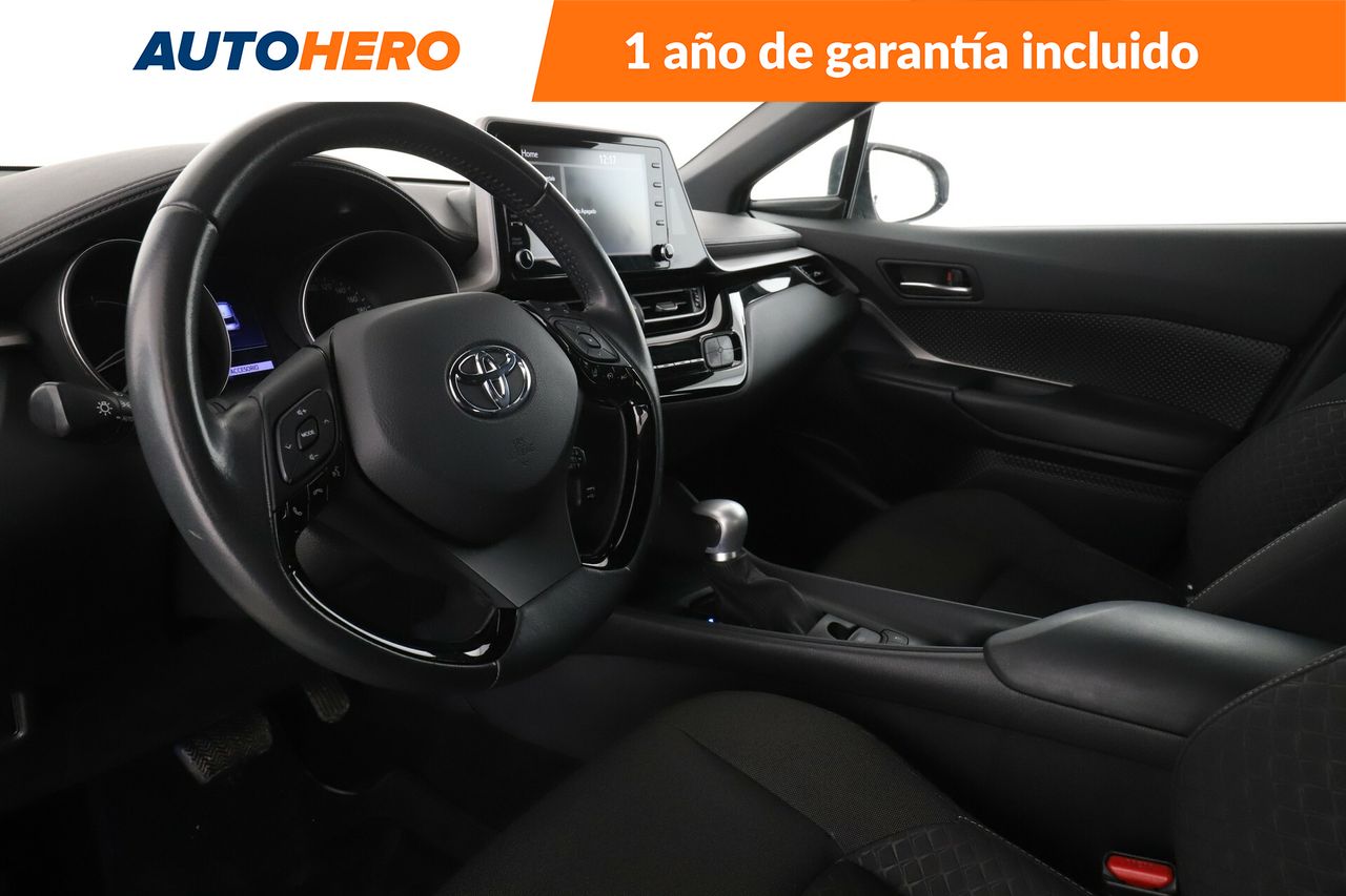 Foto Toyota C-HR 12