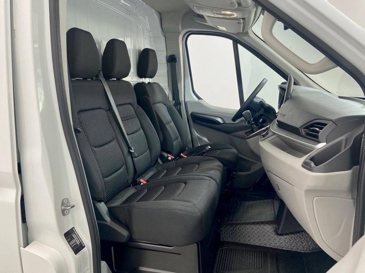 Foto Maxus e Deliver 9 23