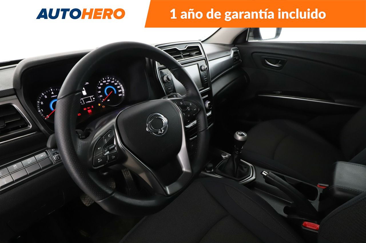 Foto SsangYong Tivoli 12