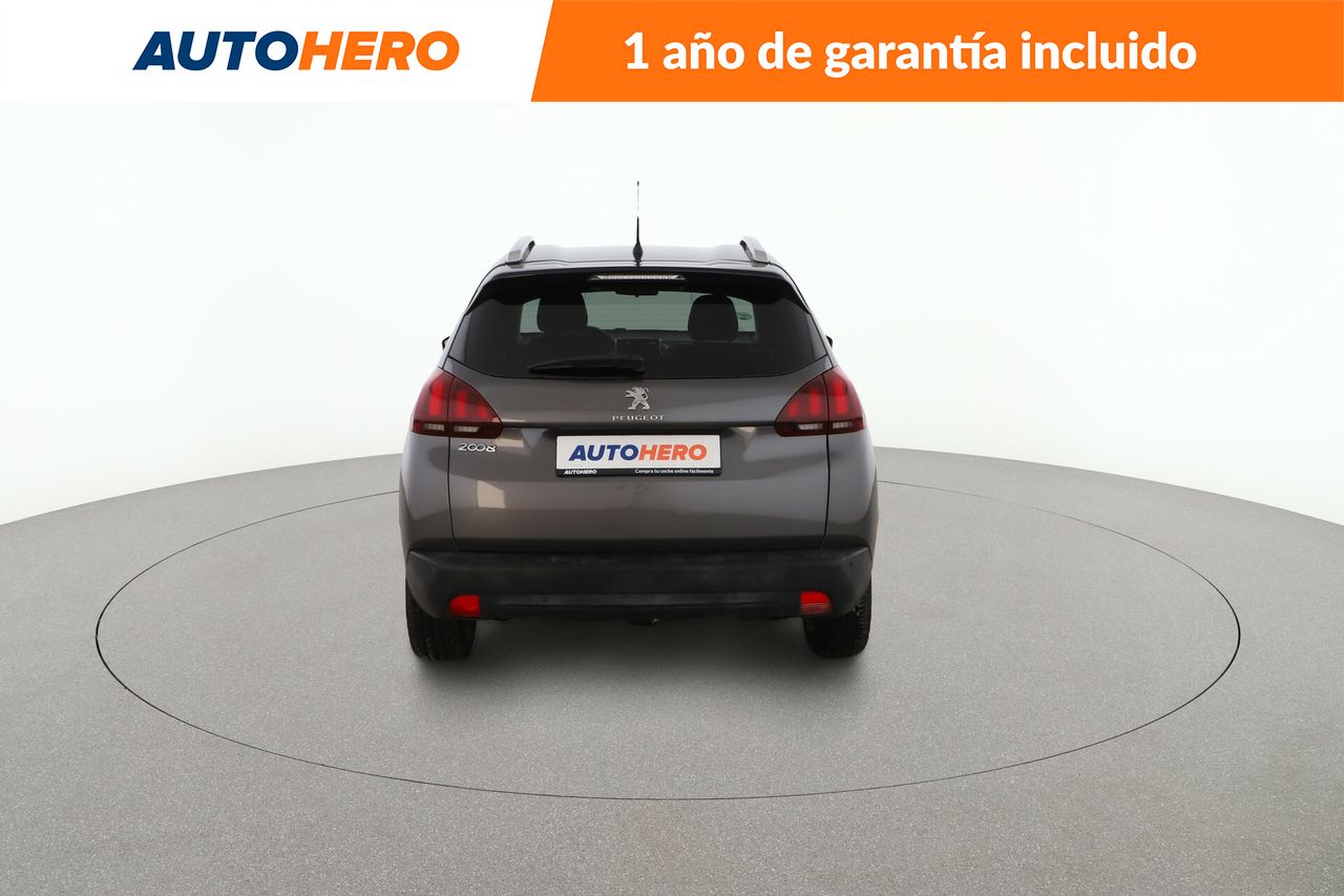 Foto Peugeot 2008 4