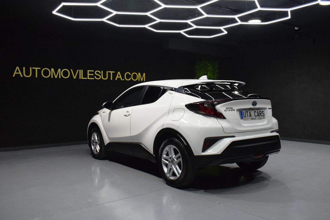 Foto Toyota C-HR 4