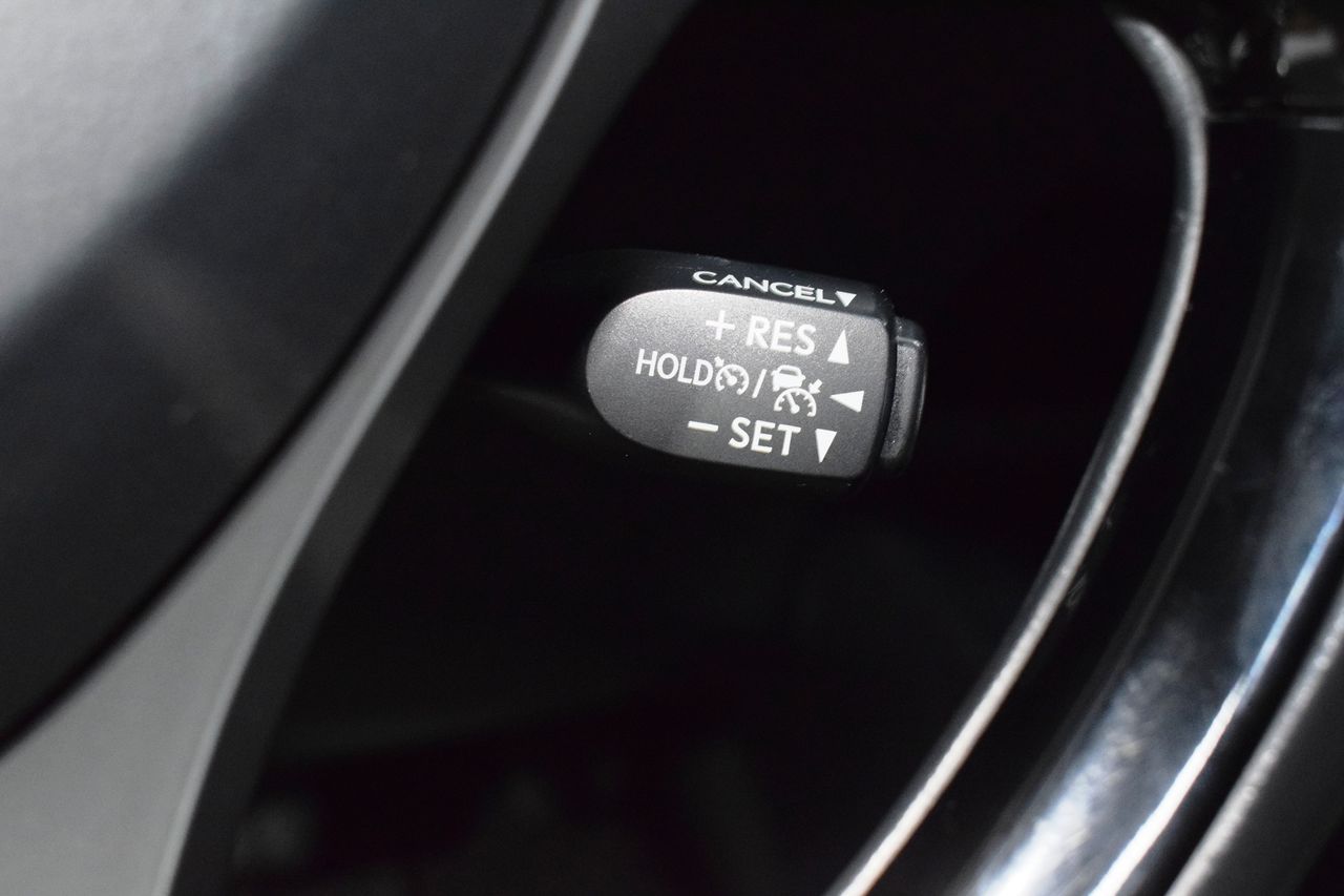 Foto Toyota C-HR 26