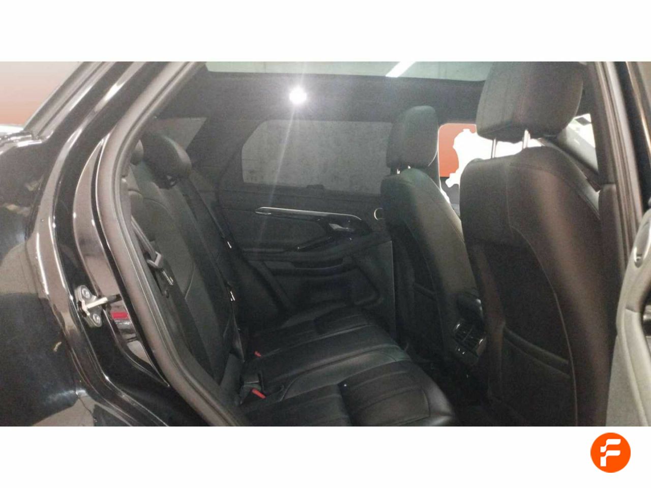 Foto Land-Rover Range Rover Evoque 15