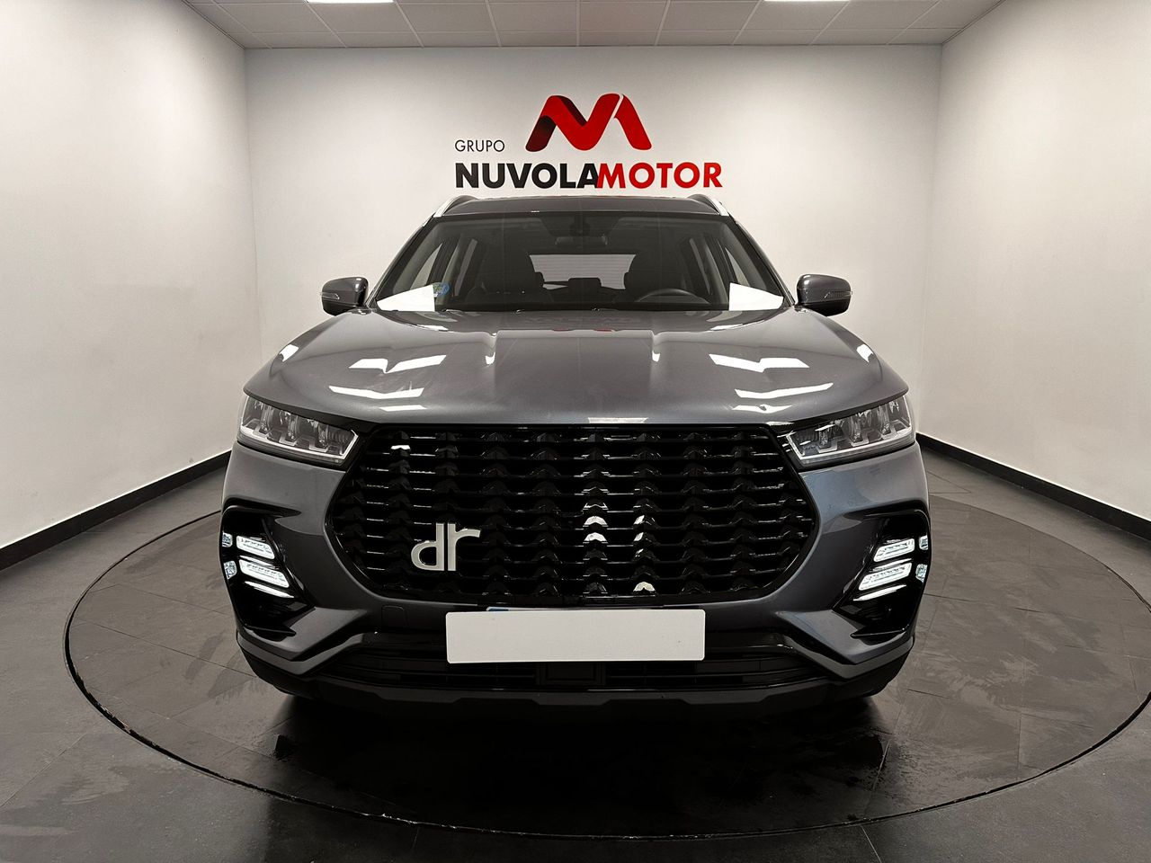 Foto DR Automobiles DR6 2