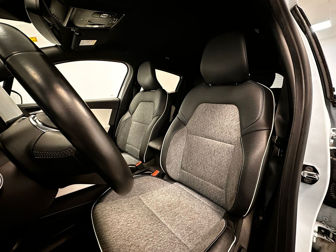 Foto Renault Clio 32