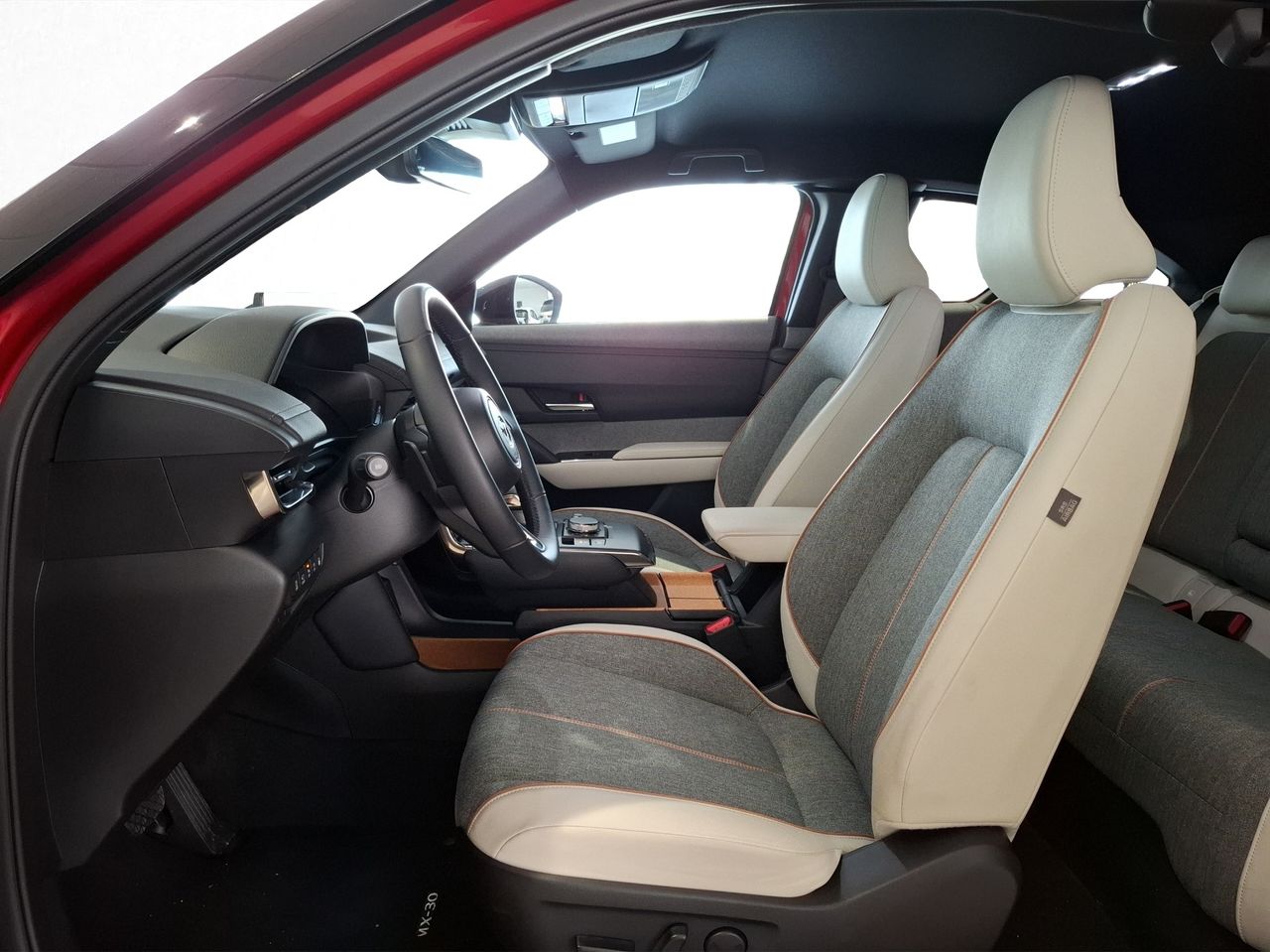 Foto Mazda MX-30 29