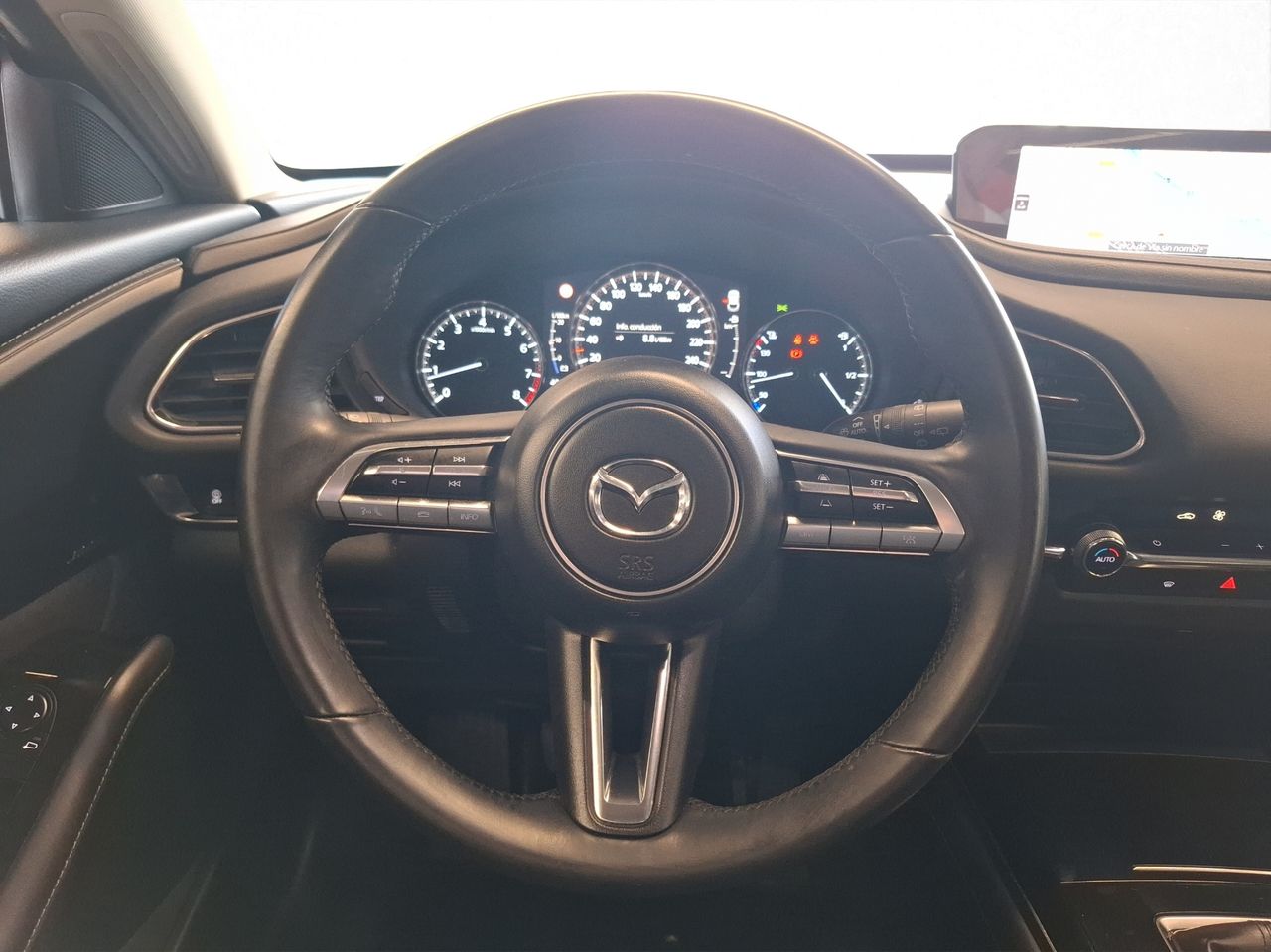 Foto Mazda CX-30 4