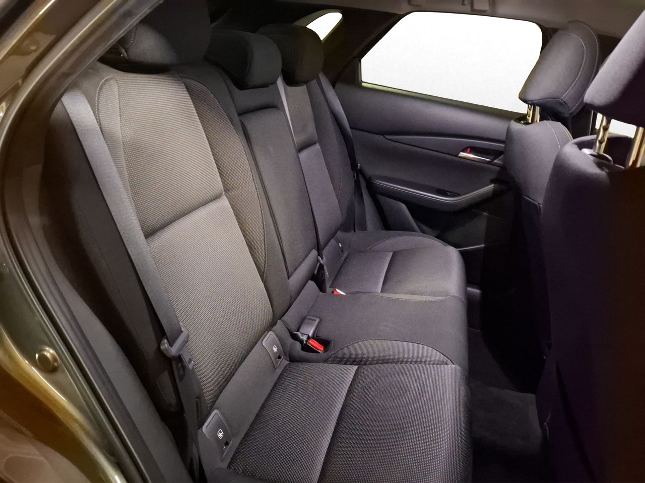 Foto Mazda CX-30 16