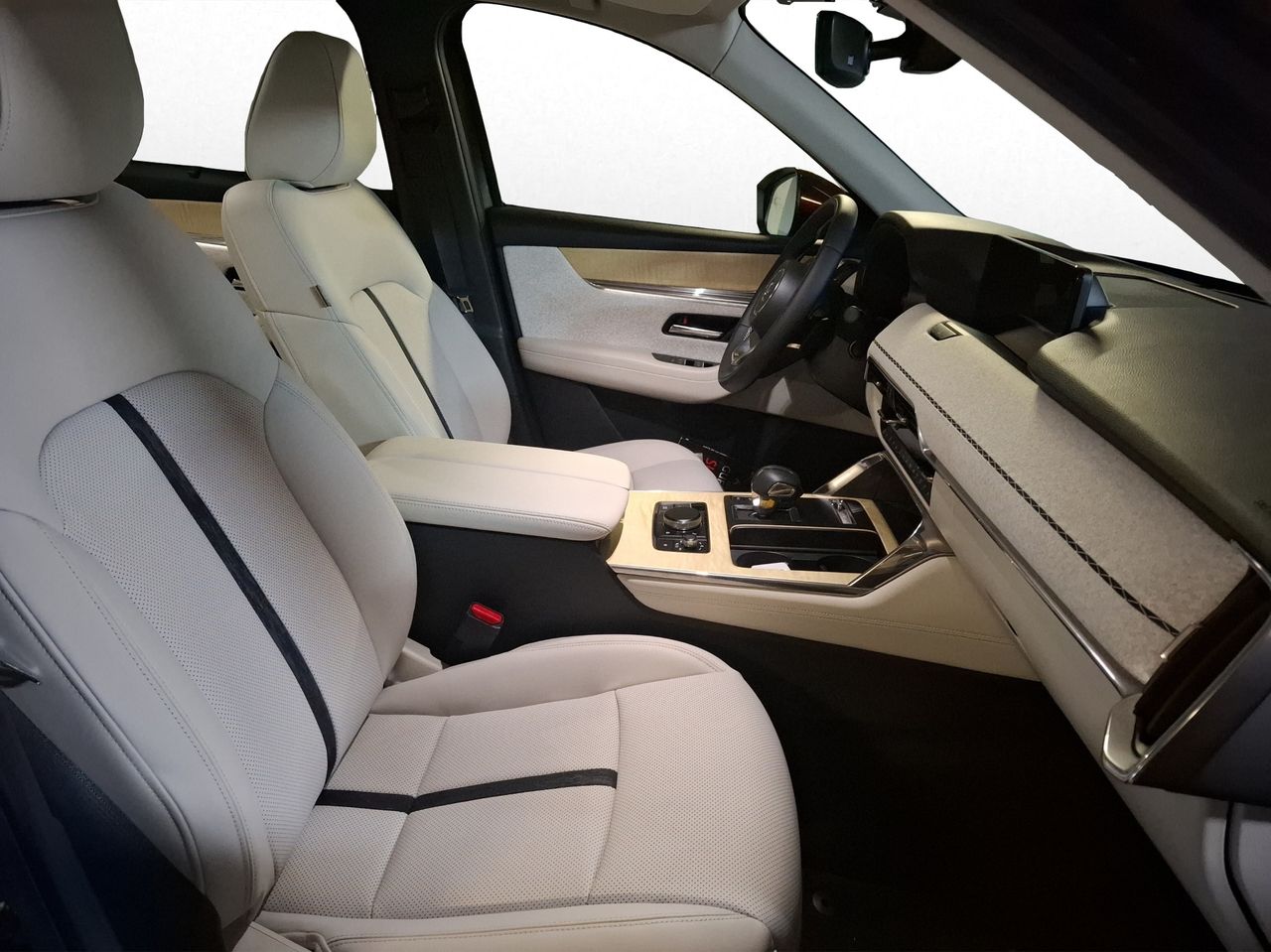 Foto Mazda CX-80 17