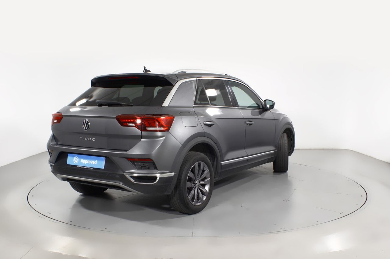 Foto Volkswagen T-Roc 25