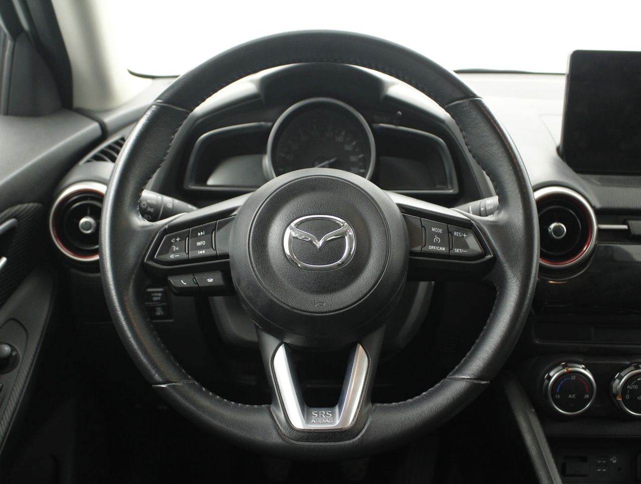 Foto Mazda Mazda2 13