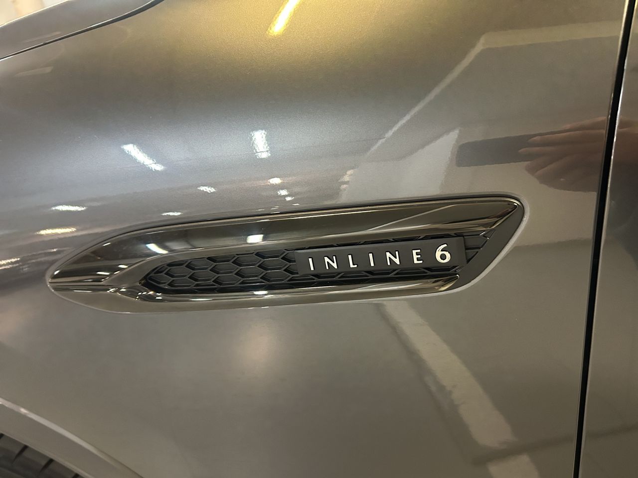 Foto Mazda CX-80 18