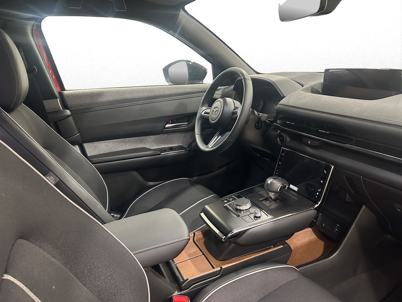 Foto Mazda MX-30 5