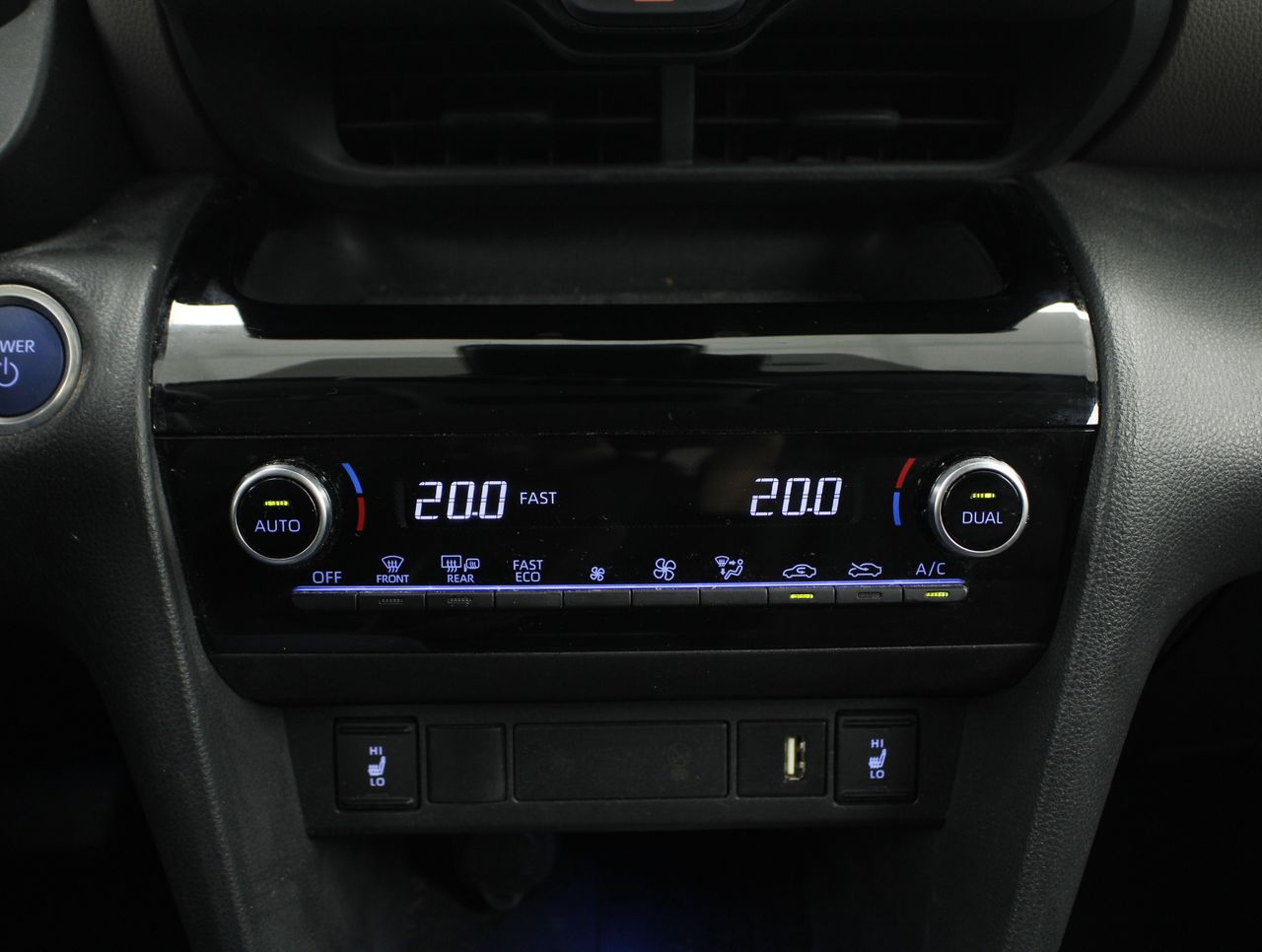 Foto Toyota Yaris 11