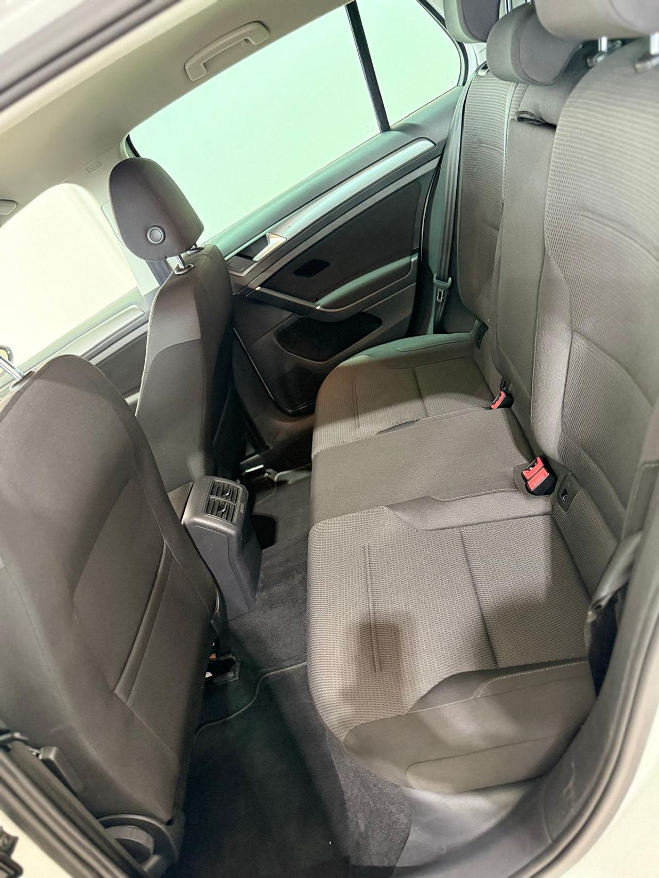 Foto Volkswagen Golf 14