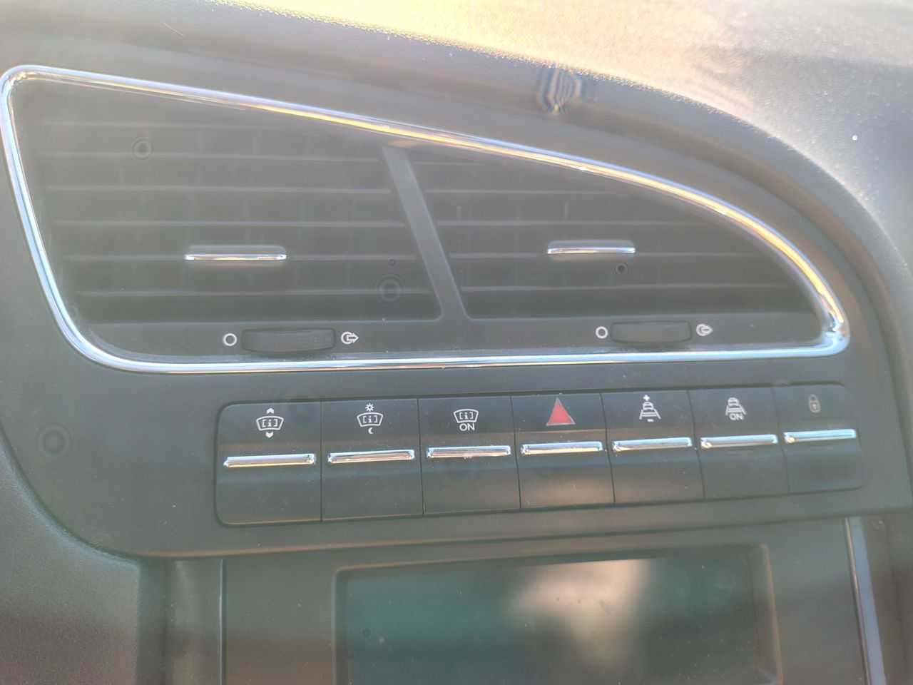 Foto Peugeot 5008 13