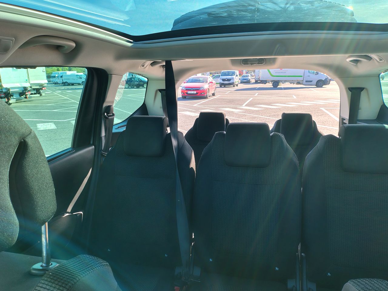 Foto Peugeot 5008 42
