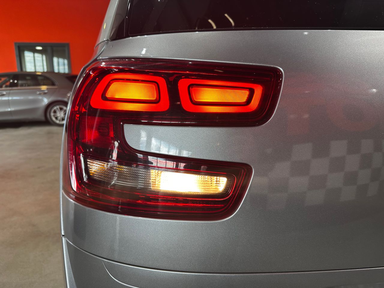 Foto Citroën Grand C4 SpaceTourer 29