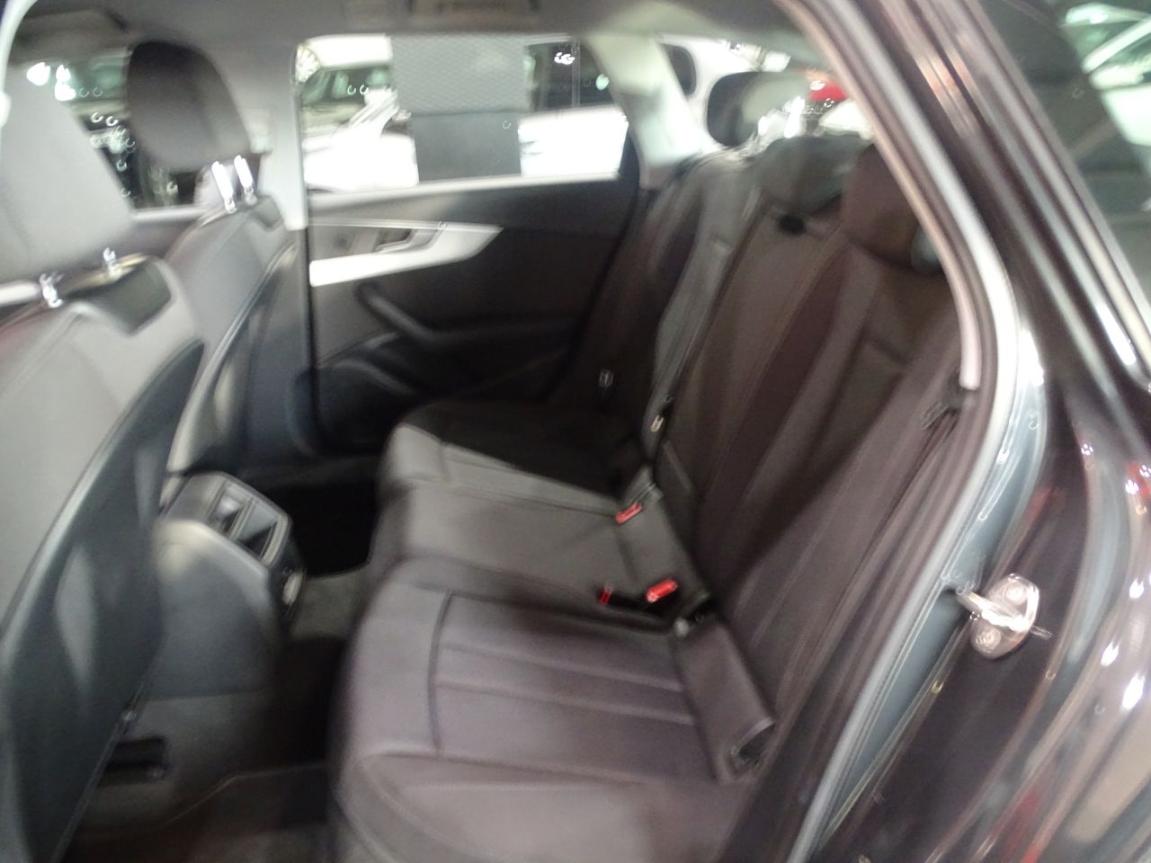 Foto Audi A4 8