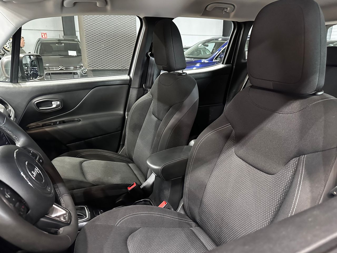 Foto Jeep Renegade 9