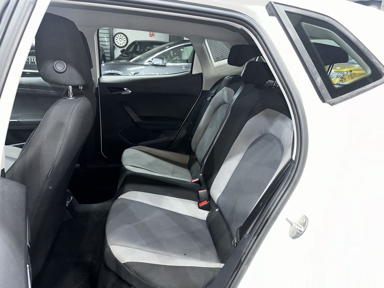 Foto Seat Ibiza 9