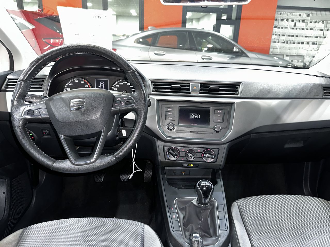 Foto Seat Ibiza 10