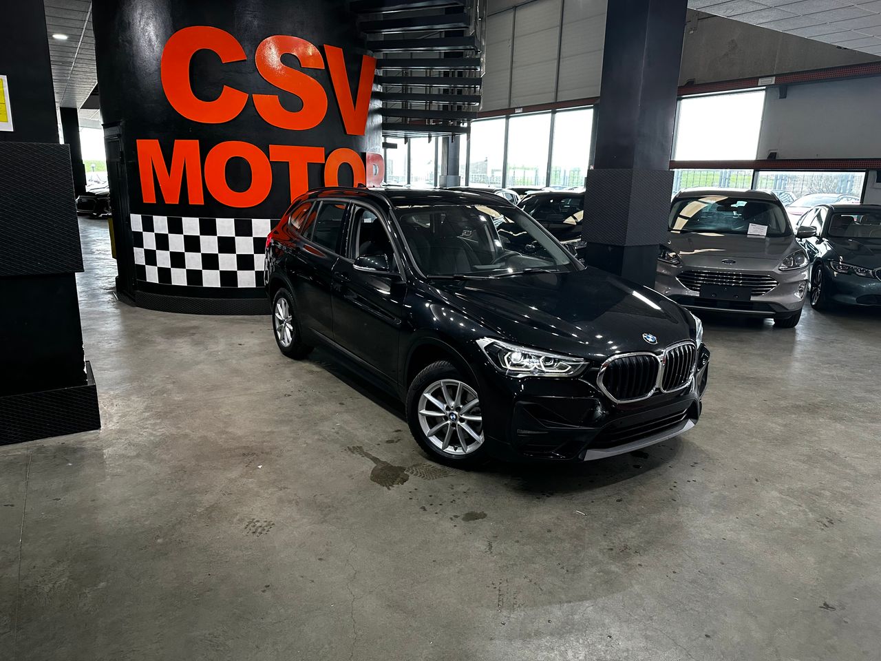 Foto BMW X1 4