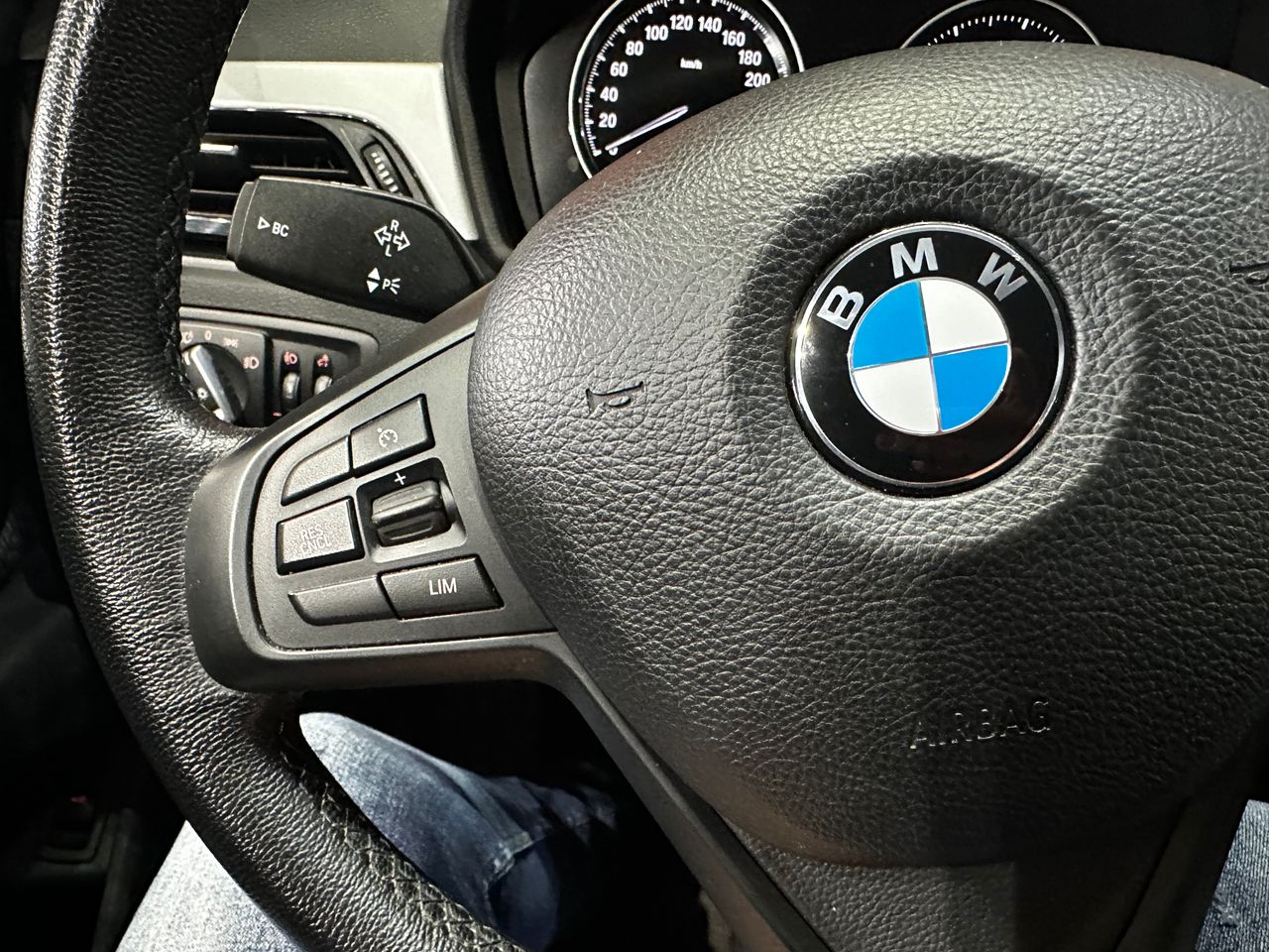 Foto BMW X1 15