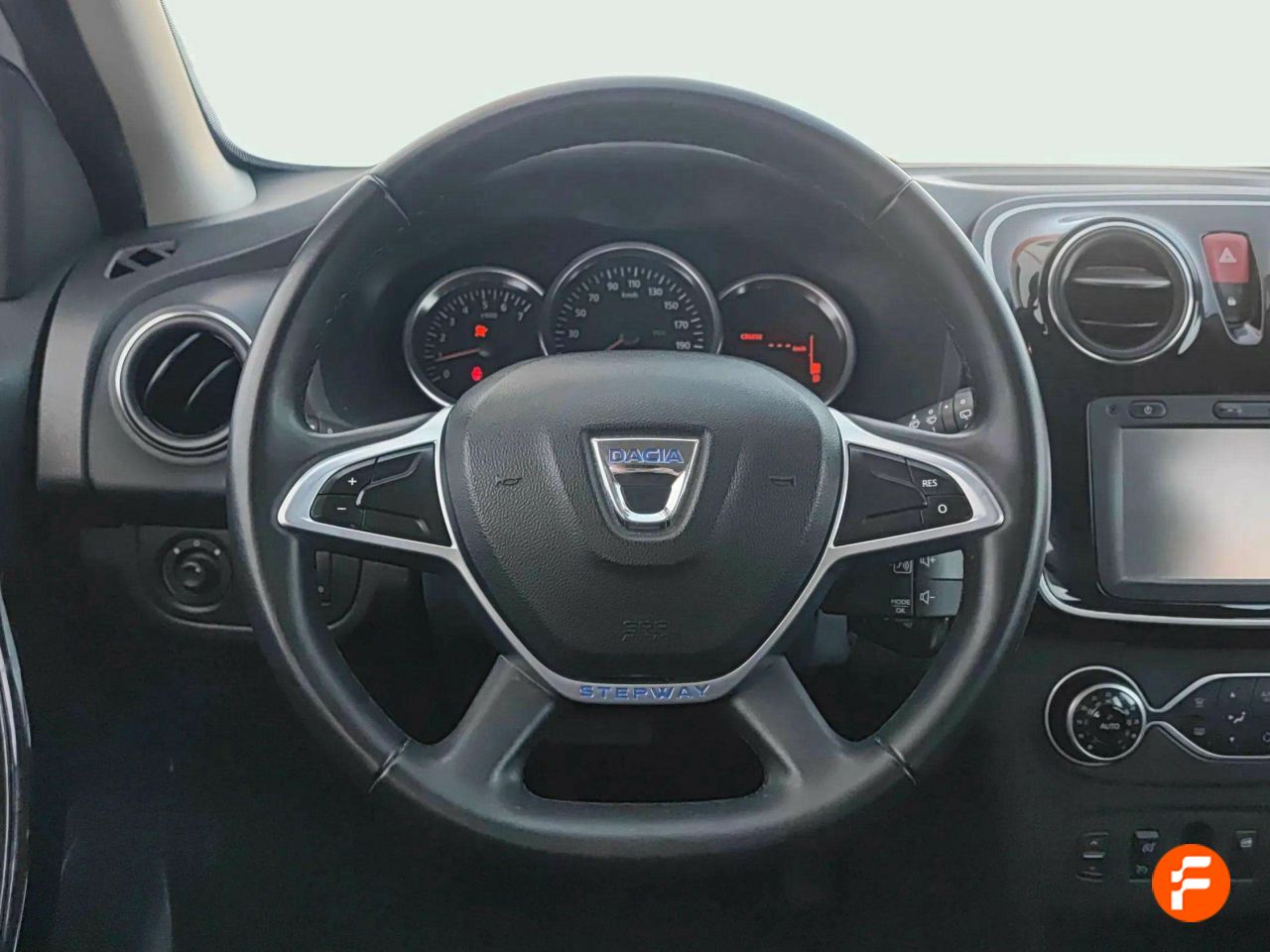 Foto Dacia Sandero 14