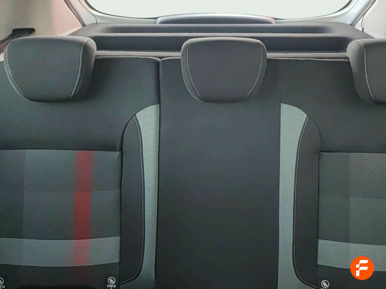 Foto Dacia Sandero 30