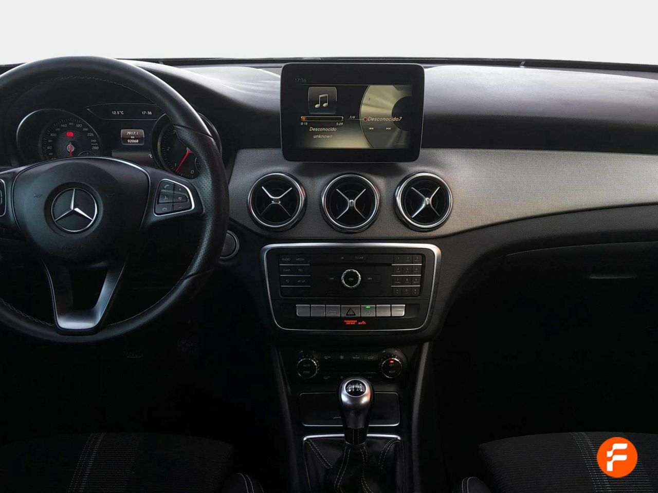 Foto Mercedes-Benz Clase GLA 11