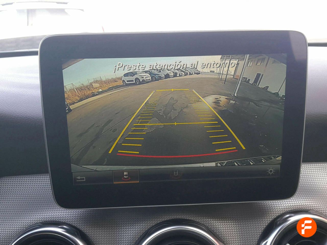Foto Mercedes-Benz Clase GLA 24