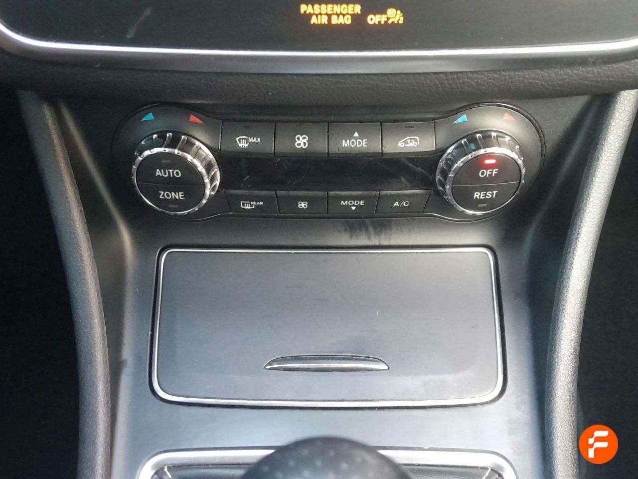 Foto Mercedes-Benz Clase GLA 26