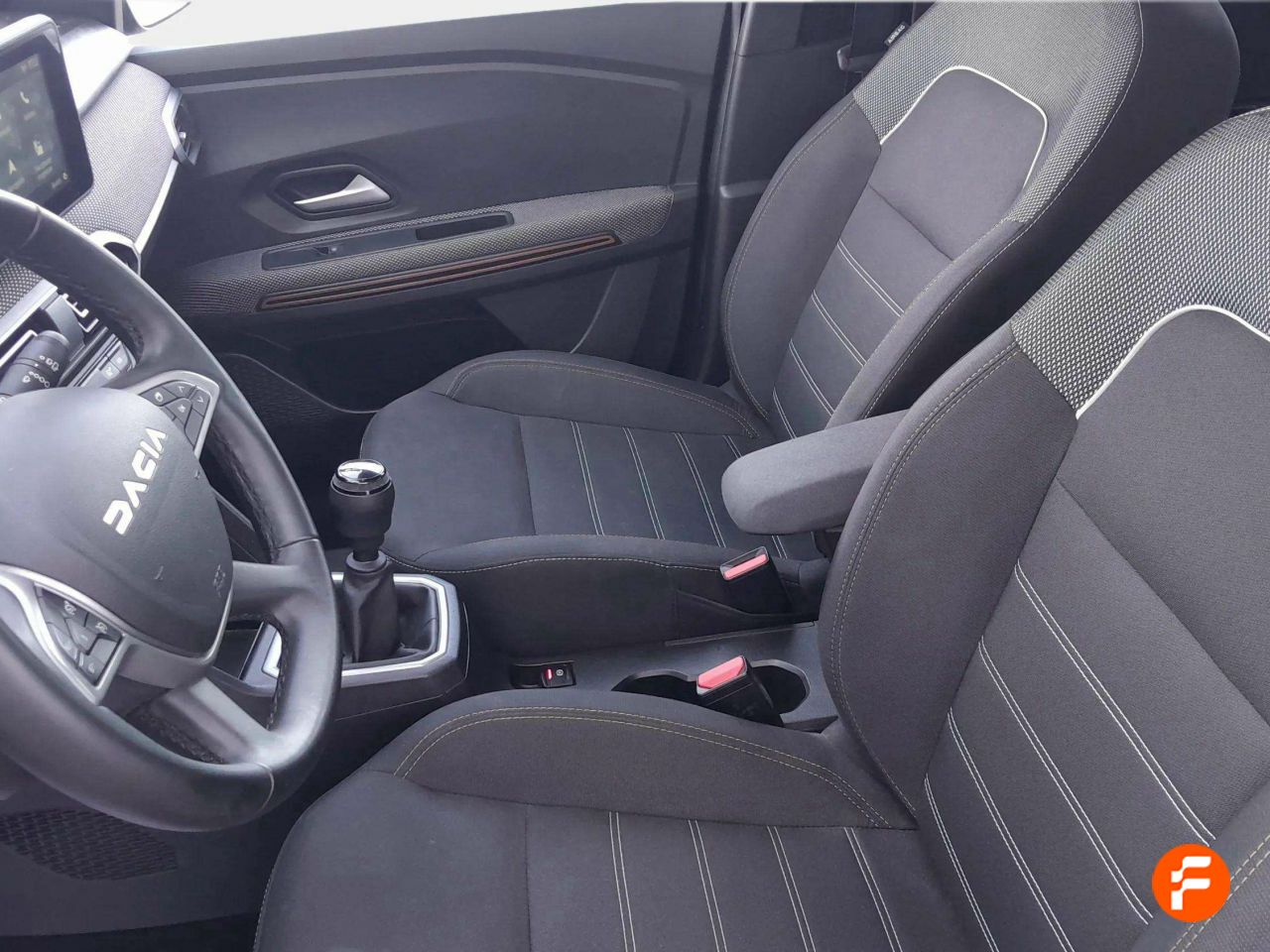 Foto Dacia Sandero 14