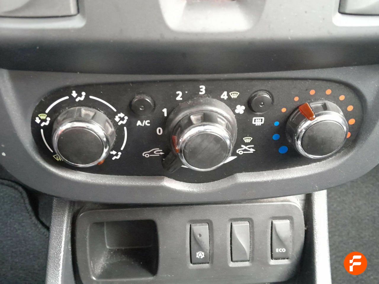 Foto Dacia Duster 18