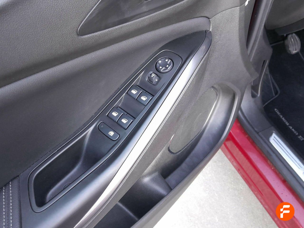 Foto Opel Grandland X 14