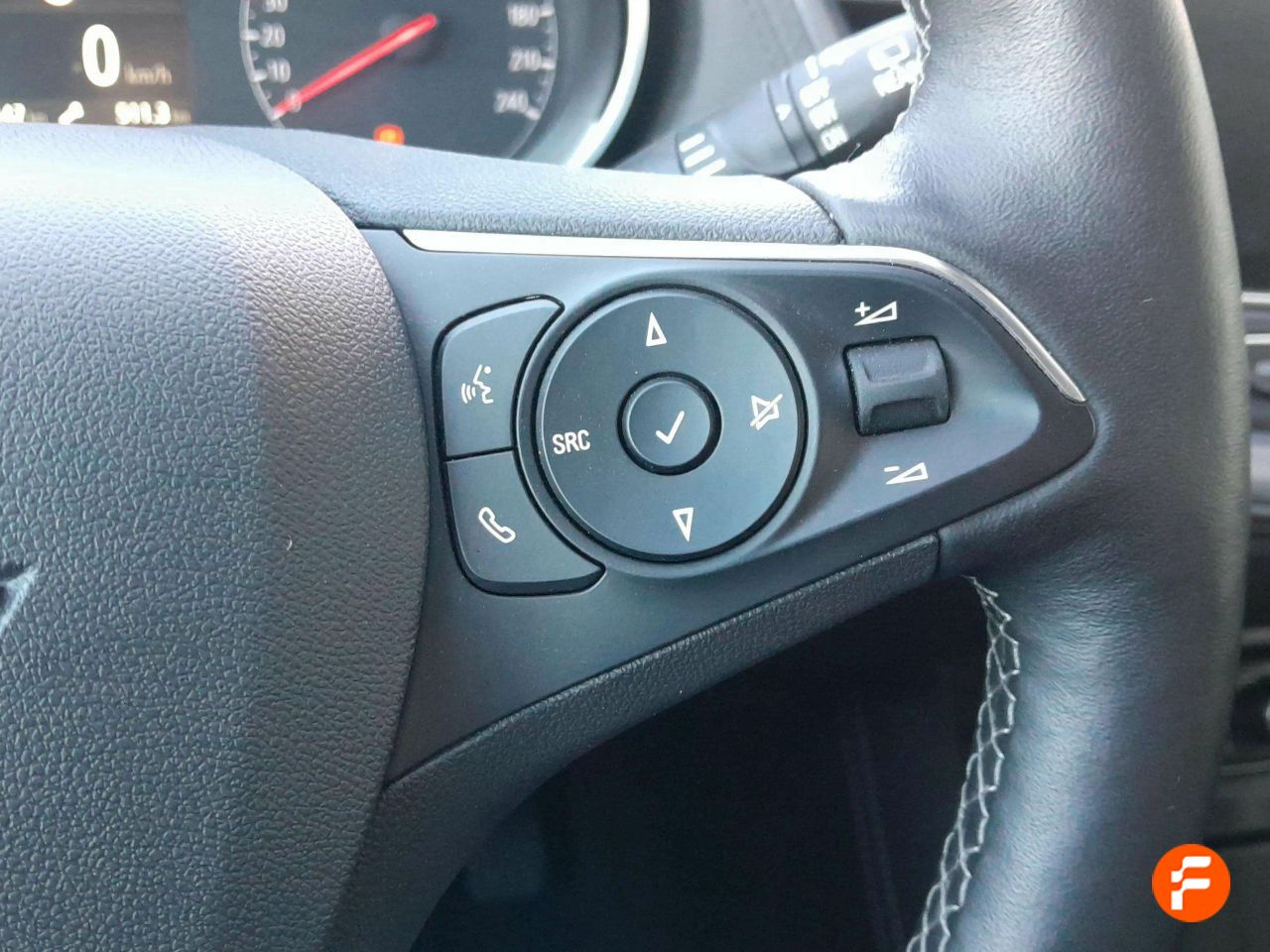 Foto Opel Grandland X 18